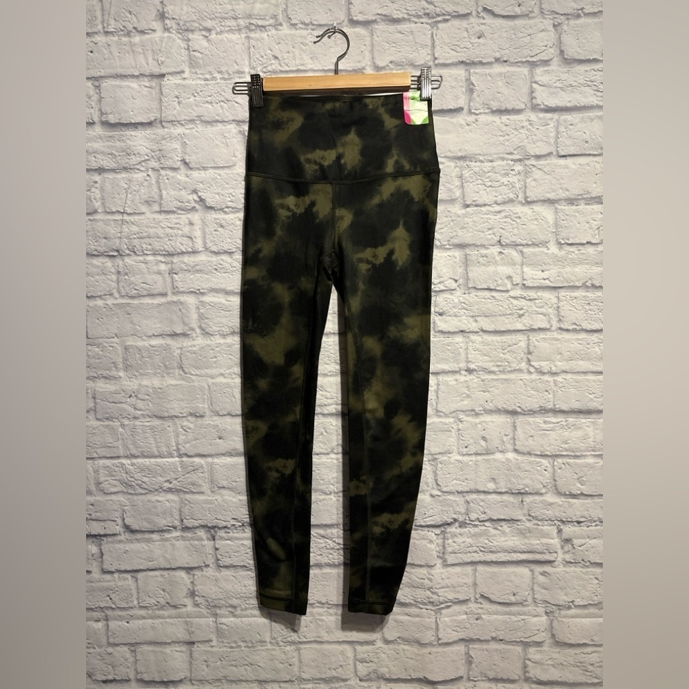 New Athletic Works Leggings 7/8 Length - Black and Green XS